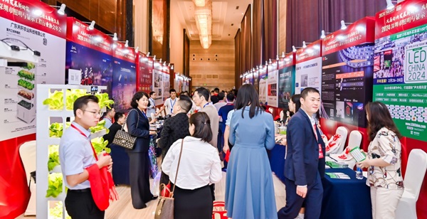 LED CHINA也來打卡啦！現身深圳市照明與顯示工程行業協會年會